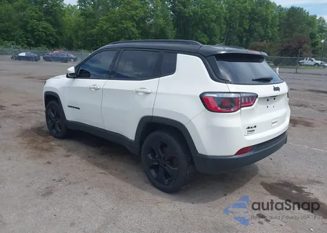 2018 Jeep Compass Altitude 4X4 from USA, damaged, VIN 3C4NJDBBXJT304529